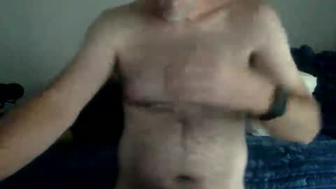 softball8888 online show from April 2, 7:22 pm