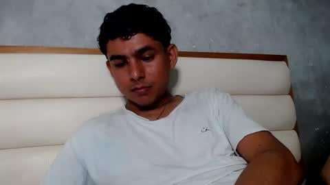 Snapshot of sohan_le chatting on October 10, 11:41 pm David online show from October 10, 11:41 pm