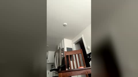 sohottonight63 online show from December 20, 6:26 pm