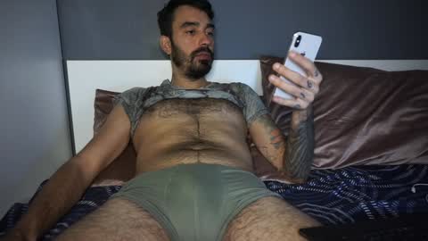 Snapshot of soldiersexx chatting on December 11, 7:43 am Soldiersexx online show from December 11, 7:43 am