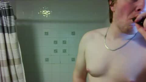 solid_n_hung online show from February 13, 7:52 pm