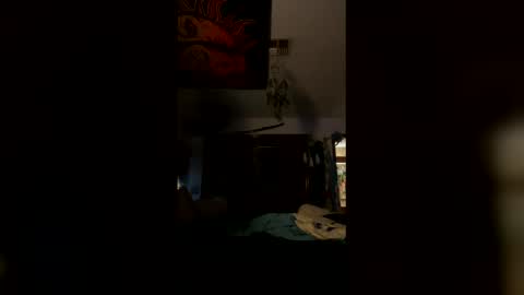 someoneuwnt2no online show from February 28, 7:29 am