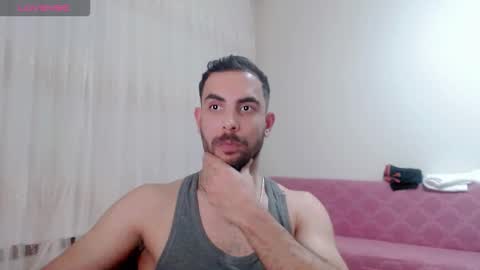 luis online show from January 14, 10:24 pm