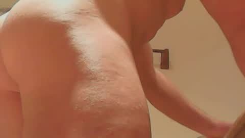 soveryhandsome online show from April 28, 10:31 am