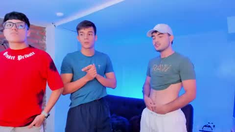 Gabo Lucas and Justin online show from June 10, 2:35 am