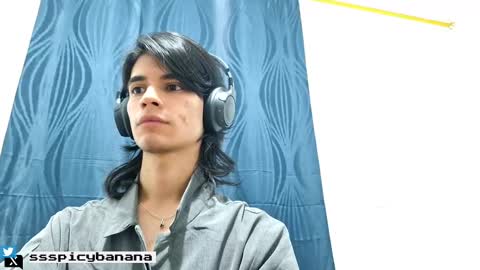 Snapshot of spaiseebuhnaanuh chatting on March 7, 4:12 am Roger online show from March 7, 4:12 am