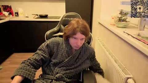 Snapshot of spaisenok chatting on October 22, 2:32 pm Mike online show from October 22, 2:32 pm