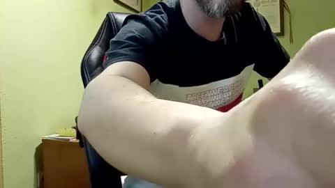 Snapshot of spanishharddick chatting on February 10, 5:41 pm Manu online show from February 10, 5:41 pm