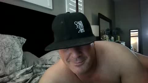 Snapshot of spankmebitches1 chatting on October 1, 7:51 pm Slave online show from October 1, 7:51 pm