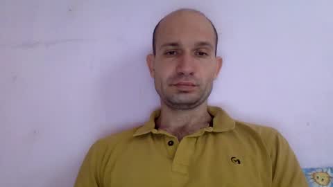 Snapshot of sparei7 chatting on December 10, 9:44 am Snaiky online show from December 10, 9:44 am