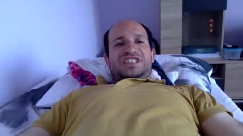 Snaiky online show from April 26, 3:42 pm