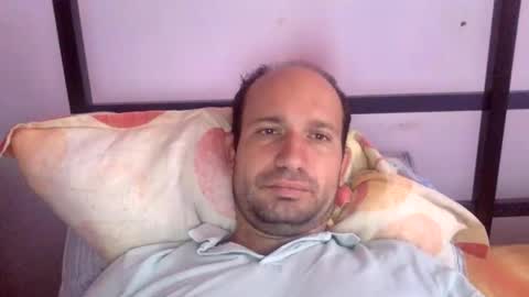 Snapshot of sparei7 chatting on October 2, 11:47 am Snaiky online show from October 2, 11:47 am