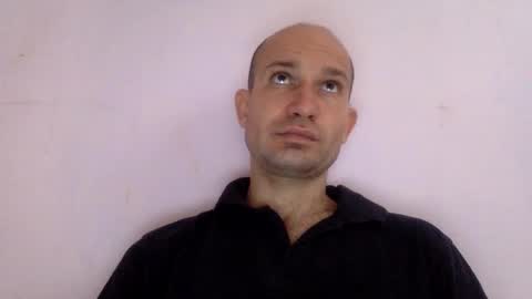 Snapshot of sparei7 chatting on December 4, 8:12 am Snaiky online show from December 4, 8:12 am