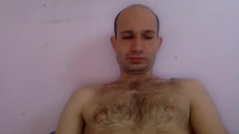 Snapshot of sparei7 chatting on December 16, 7:15 am Snaiky online show from December 16, 7:15 am