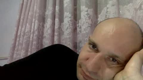 Snapshot of sparei7 chatting on February 7, 6:02 pm Snaiky online show from February 7, 6:02 pm