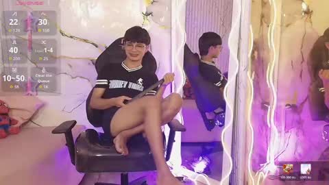 spark_tay online show from May 8, 3:51 am