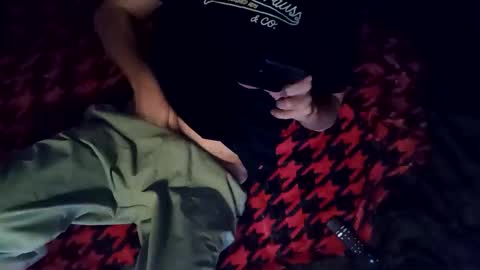 Snapshot of sparkyspeedway chatting on October 17, 3:10 am sparkyspeedway online show from October 17, 3:10 am