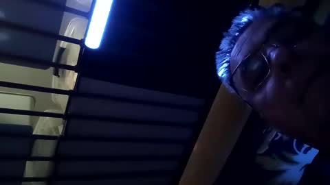 Snapshot of sparkyspeedway chatting on October 26, 9:00 am sparkyspeedway online show from October 26, 9:00 am