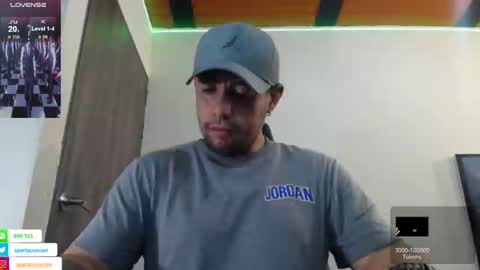 Snapshot of spartacus_cam chatting on January 30, 5:41 am online show from January 30, 5:41 am