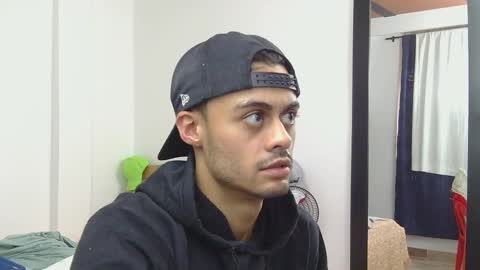 Snapshot of spartan_blaze chatting on February 4, 12:33 pm Spartan Blaze online show from February 4, 12:33 pm
