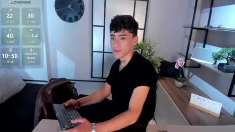Spencer  online show from May 9, 8:32 pm