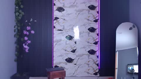 Snapshot of spicyboys_ chatting on September 25, 9:46 pm online show from September 25, 9:46 pm