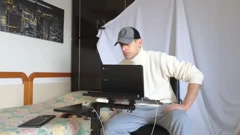 Snapshot of spider_0090 chatting on February 25, 7:52 am Marco. When Im offline you can view premium content in bio online show from February 25, 7:52 am