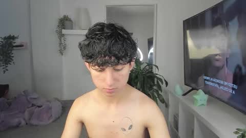 spider_baby_ online show from December 2, 10:13 pm