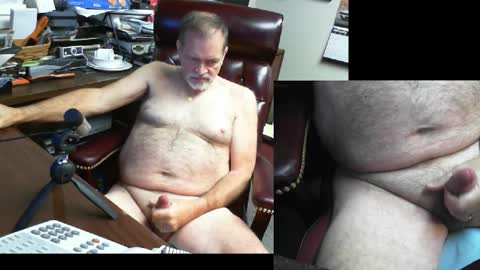 Snapshot of spitfire1964 chatting on February 10, 4:25 pm Spitfire online show from February 10, 4:25 pm