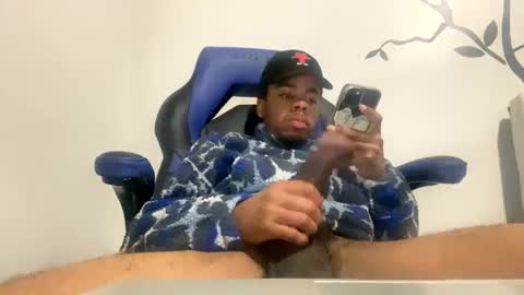Snapshot of splash516634 chatting on February 16, 2:43 pm Twitter Toxiceli2 online show from February 16, 2:43 pm