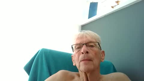 sportigan01 online show from November 2, 11:03 am