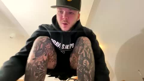 Keepscrolling online show from January 16, 11:18 pm