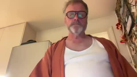 spotty5 online show from April 10, 11:23 pm