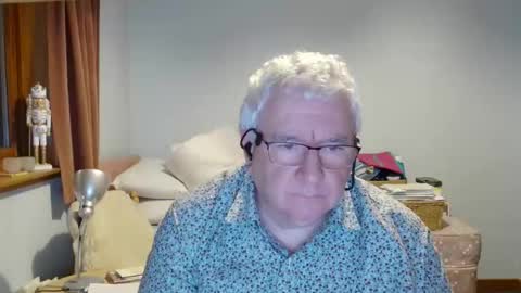 springtine online show from June 7, 11:11 pm