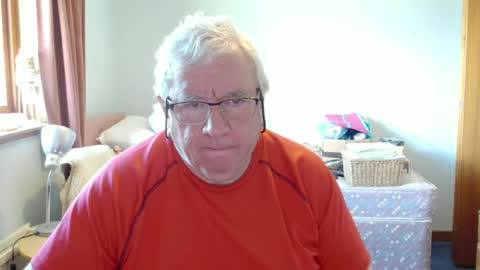 springtine online show from June 20, 10:42 am