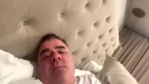 Snapshot of sprtsnut33 chatting on September 24, 7:51 am sprtsnut33 online show from September 24, 7:51 am