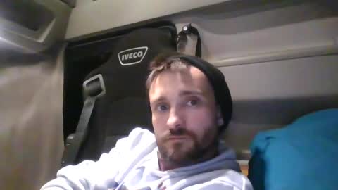 Snapshot of spyco82 chatting on January 27, 7:24 pm spyco82 online show from January 27, 7:24 pm