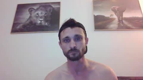 Snapshot of spyco82 chatting on February 22, 5:53 pm spyco82 online show from February 22, 5:53 pm