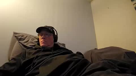 squeeze_it_out online show from February 4, 12:33 pm