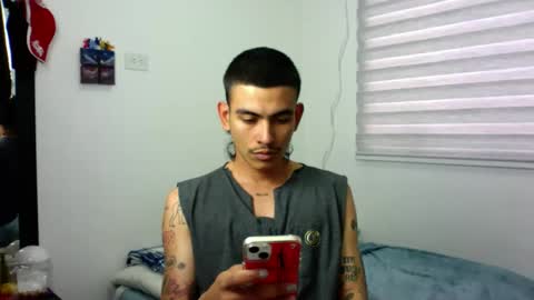 Snapshot of srcejotas chatting on October 26, 8:00 pm sorry mom online show from October 26, 8:00 pm