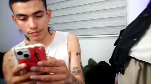 Snapshot of srcejotas chatting on November 2, 12:15 am sorry mom online show from November 2, 12:15 am