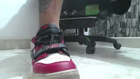 sr master cum its my old account online show from June 23, 3:33 am