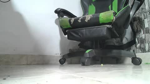 sr master cum its my old account online show from May 18, 4:07 am