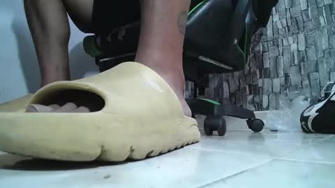 sr master cum its my old account online show from March 22, 3:28 pm