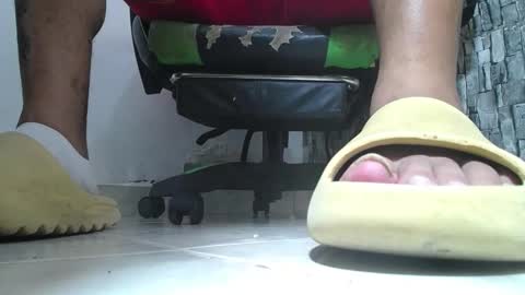 sr master cum its my old account online show from May 14, 1:14 am