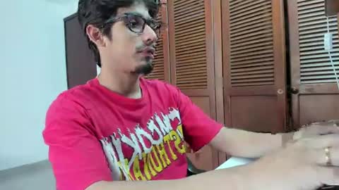 srincognito666 online show from June 26, 12:08 pm