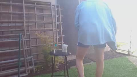 srtxshow online show from February 7, 6:02 pm