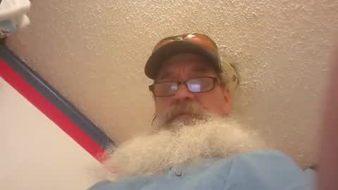 Snapshot of ssdrums3 chatting on October 1, 11:52 pm ssdrums3 online show from October 1, 11:52 pm