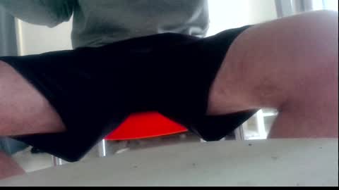 Snapshot of ssenzo chatting on February 6, 8:39 am ssenzo online show from February 6, 8:39 am