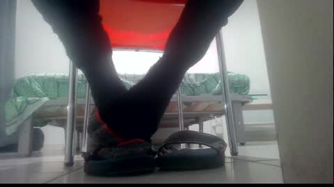 Snapshot of ssenzo chatting on February 19, 10:09 pm ssenzo online show from February 19, 10:09 pm